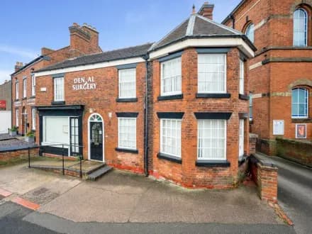 7 Middlewich Road  Sandbach, Cheshire, CW11 1DH